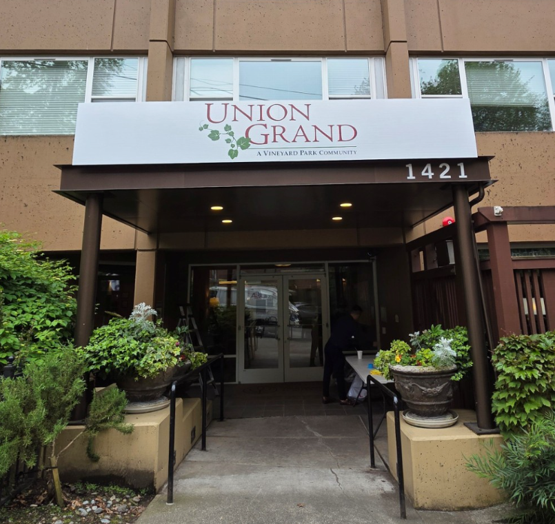 Entrance of Union Grand, a Vineyard Park community.